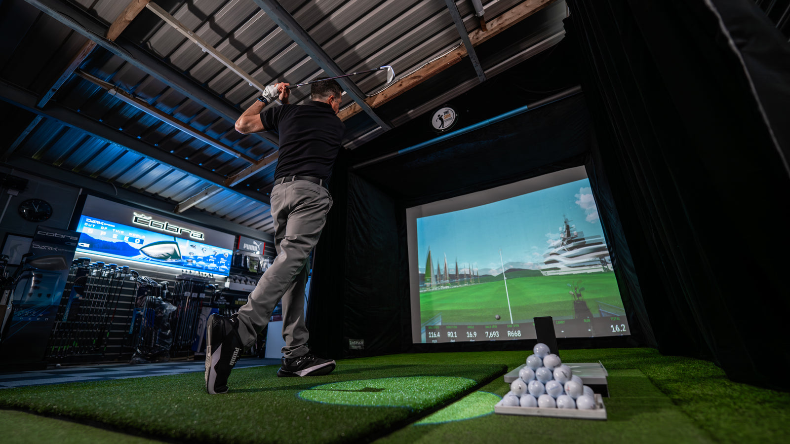 Square Golf Launch Monitor | MIA Golf Technology