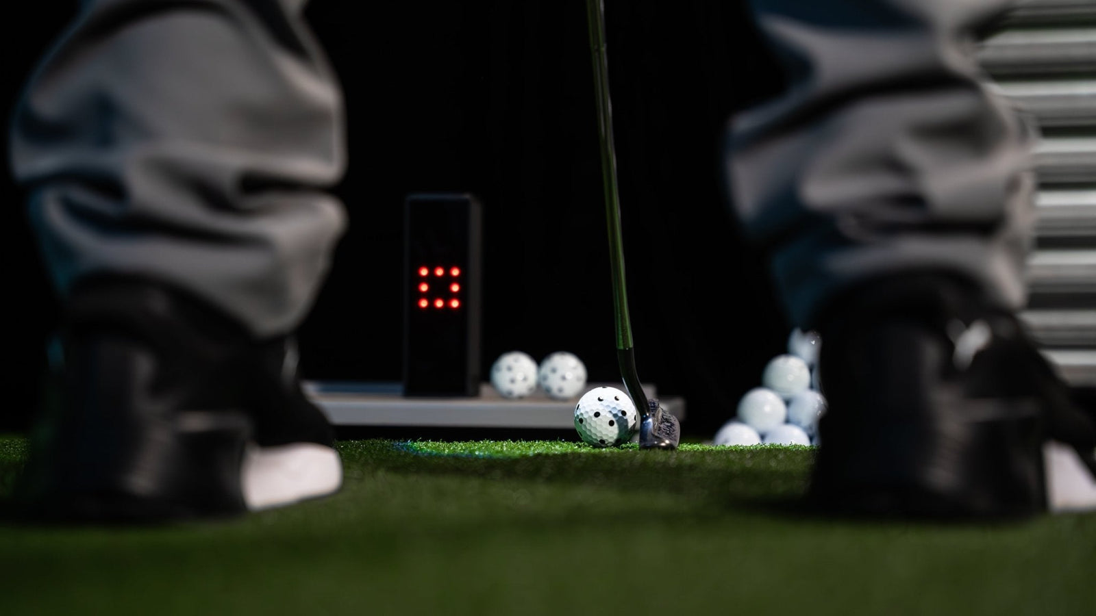 Which Golf Balls Work Best in a Golf Simulator? - MIA Golf Technology